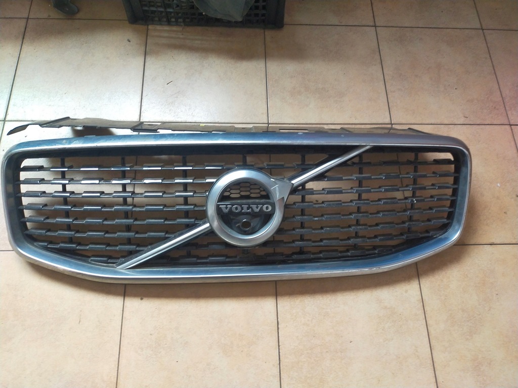фото №1, Volvo xc60 ii 18- решётка радиатора решётка радиатора r-design