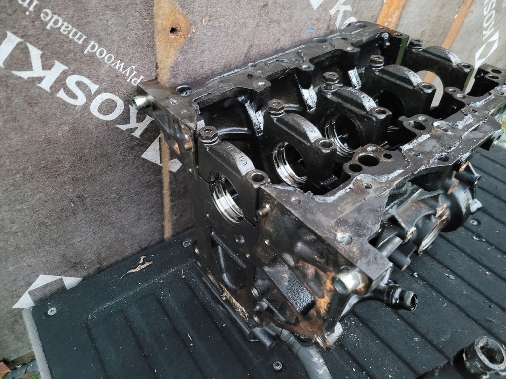 фото №11, Блок двигателя audi a4 b7 a6 c6 2.0 tdi bre 03g021ac