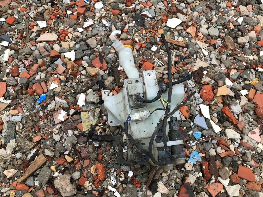 фото №9, Subaru outback 07-09 бак омывателя ксенон