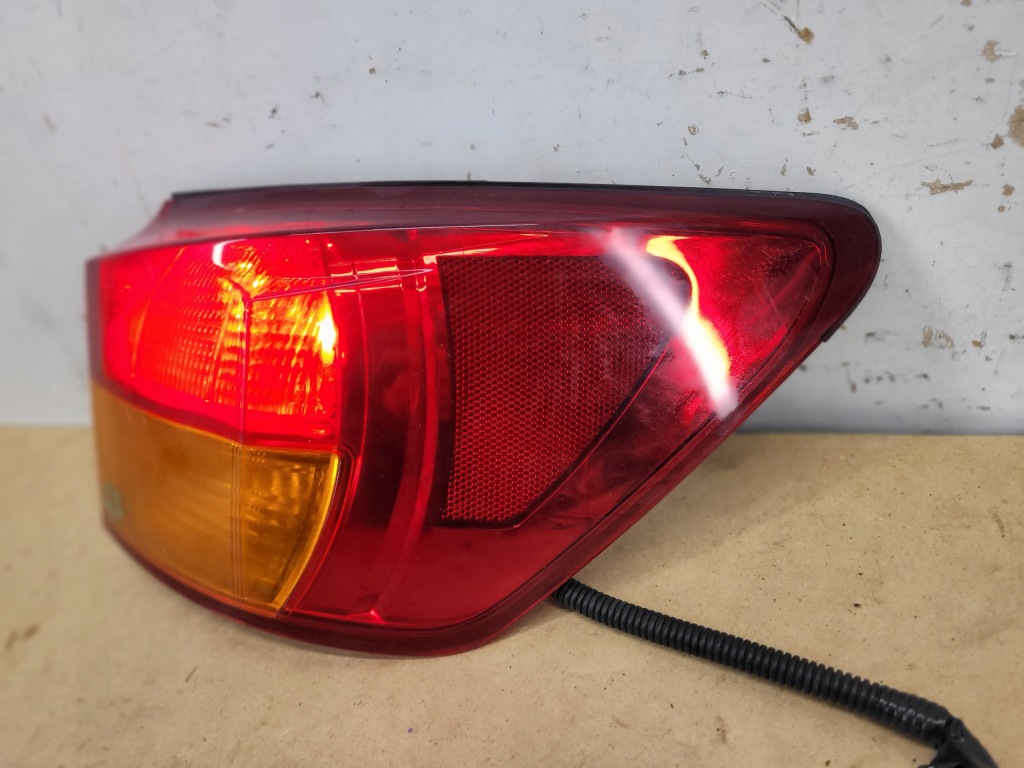 фото №3, Lexus is is220 is250 isf лампа задня права