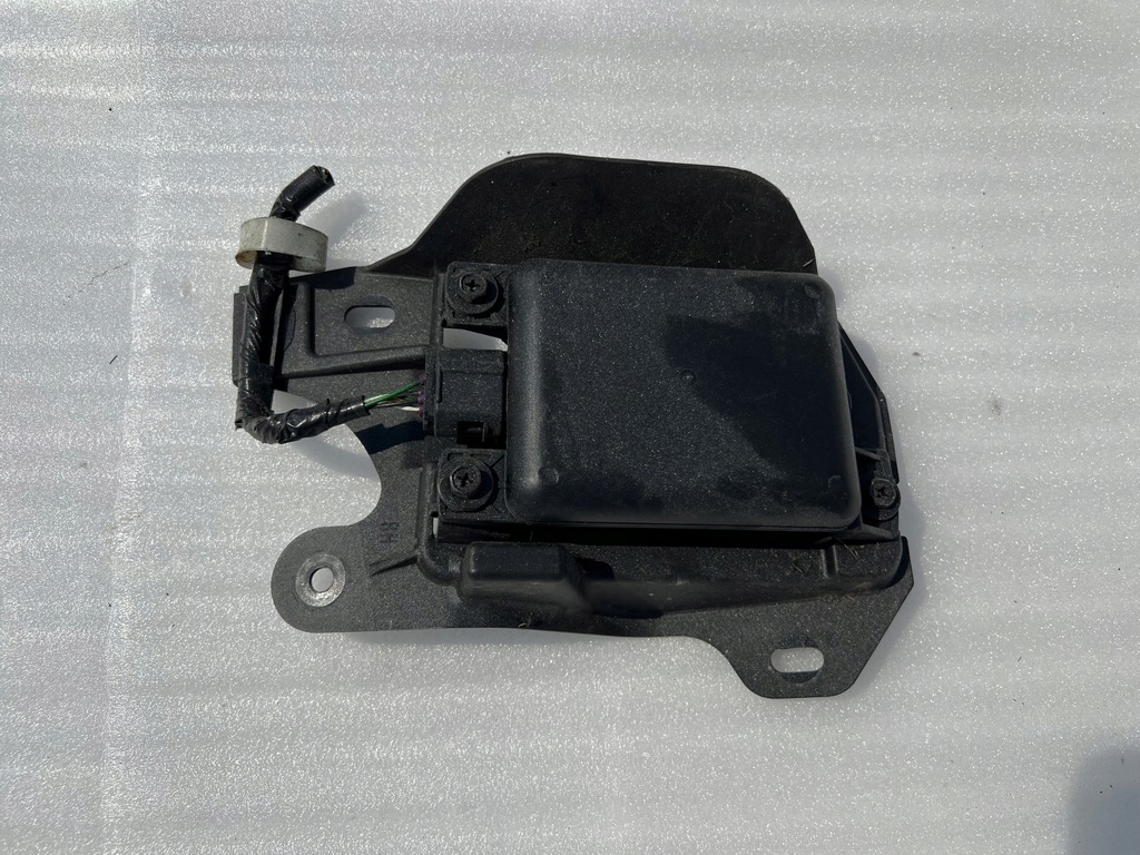 фото №1, Модуль мертвого pola блок управления радар правый задняя sx4 s-cross ii 3f500-63t01