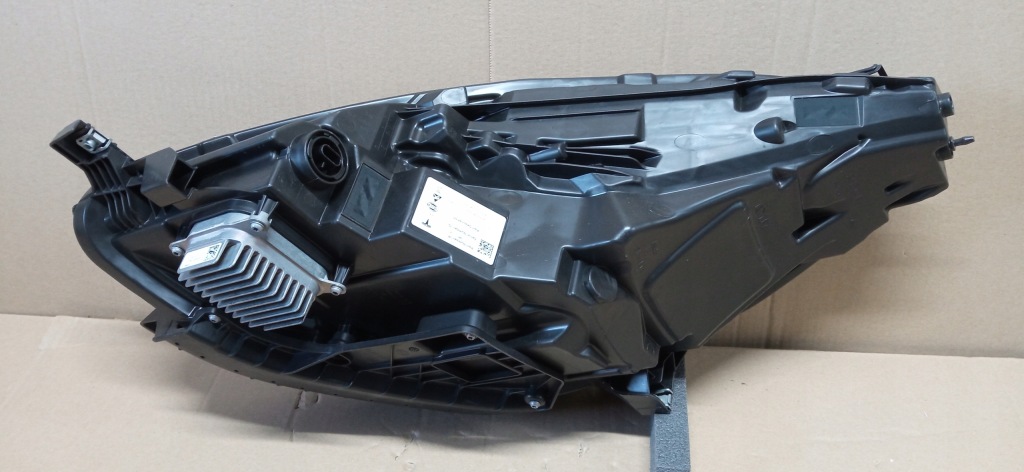 Tesla model 3 y рестайлінг  20- фара перед правий full led європа  гарний стан 151495300d Київ