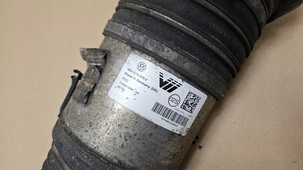 фото №6, Амортизатор пневматичний audi q7 q8 vw touareg 4m4616039j