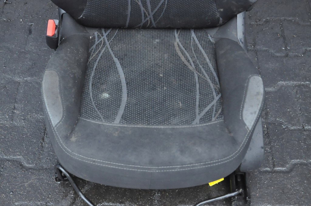 фото №13, Peugeot 208 i сидіння заднє сидіння uk