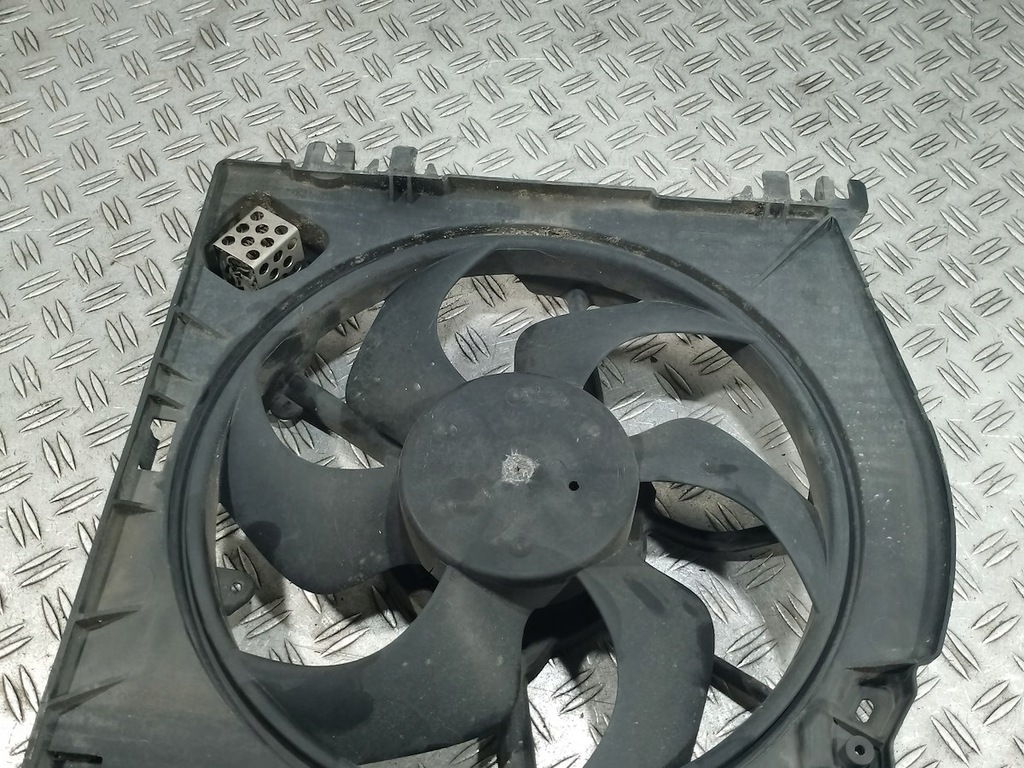 фото №1, Вентилятор радиатора renault clio iii 8200748439 1.2 16v tece