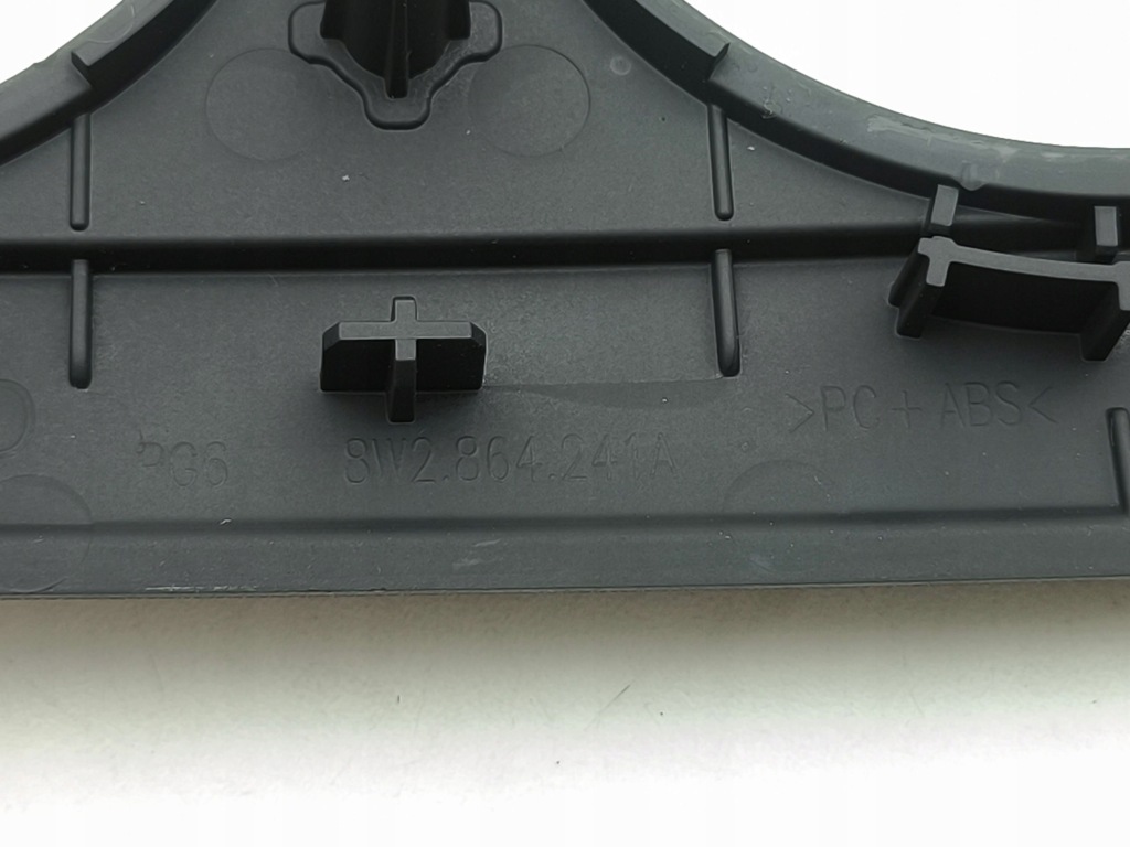 Audi a4 s4 b9 2019 рамка важіль перемикання передач  8w2864241a Недорого