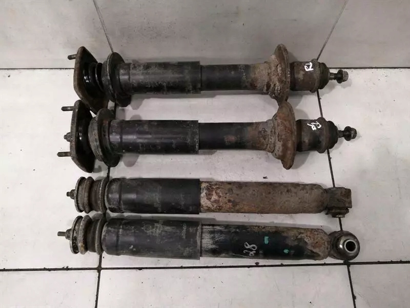 Купить Mercedes ml55 amg w163 shock абсорбер set of 4 a1633202113