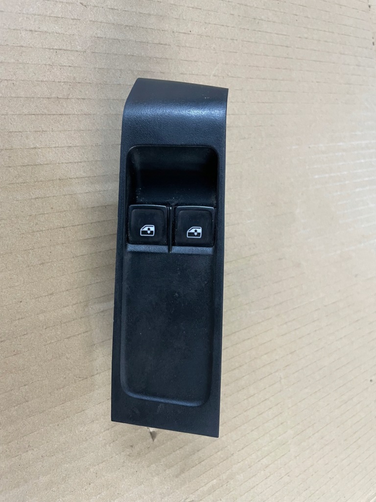 фото №1, Перемикач вікон лівий skoda fabia iii