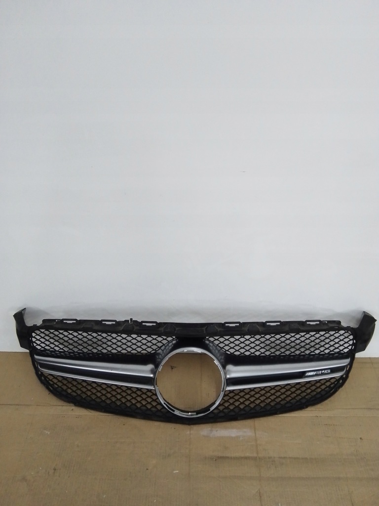 фото №1, Решётка радиатора mercedes-benz w205 a2058880223