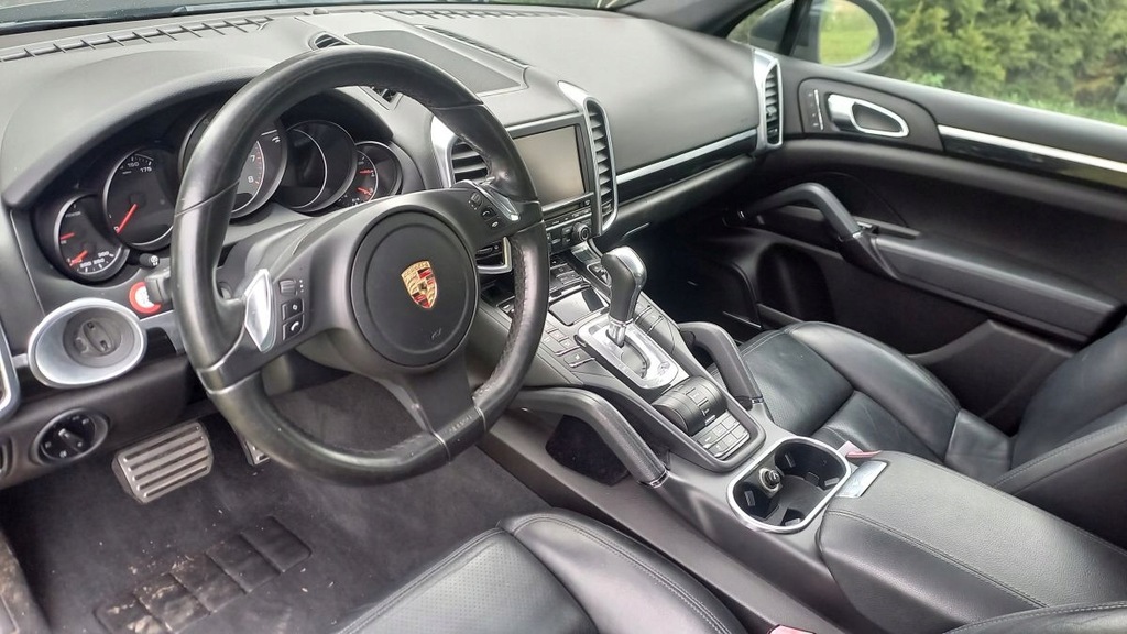 фото №5, Porsche cayenne 7p консоль панель приладів czarna