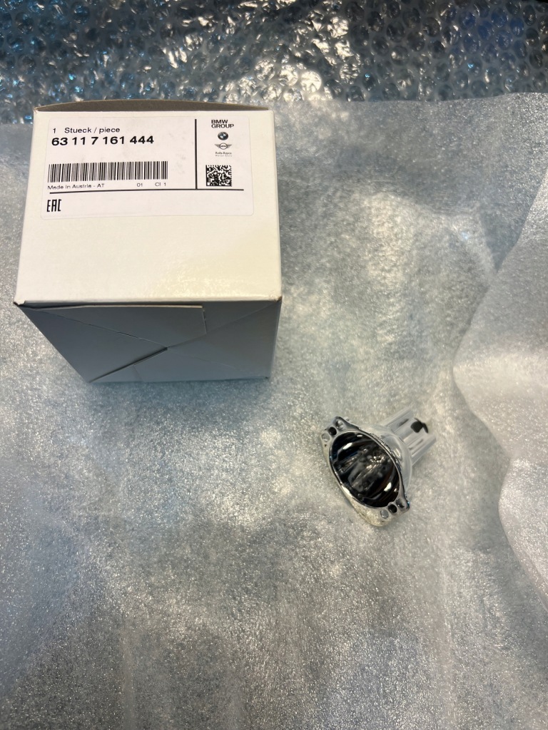 фото №1, Bmw e90 e91 лампочка цоколь кільце oem 63117161444