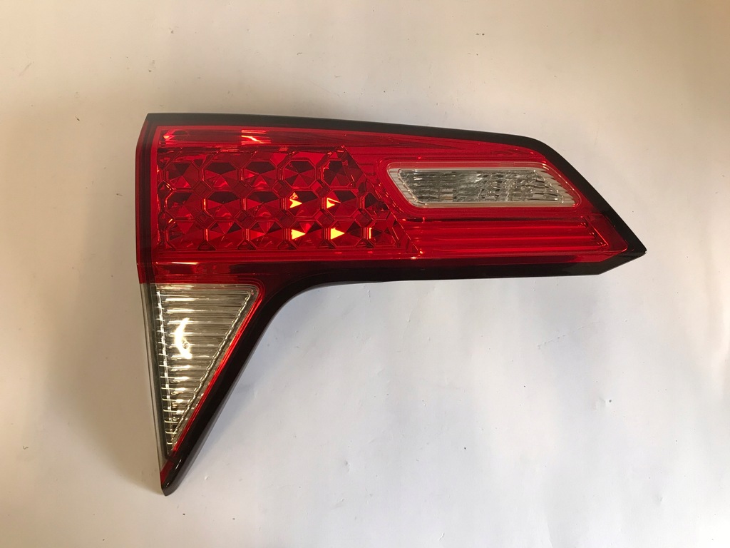 фото №1, Honda hrv h-rv 18- lift лампа задняя левая внутренняя led europa