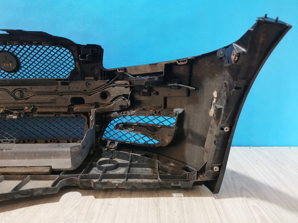 Jaguar xf рестайлинг  бампер решётка радиатора перед передний омыватель lnl 11/15 r-sport с Разборки