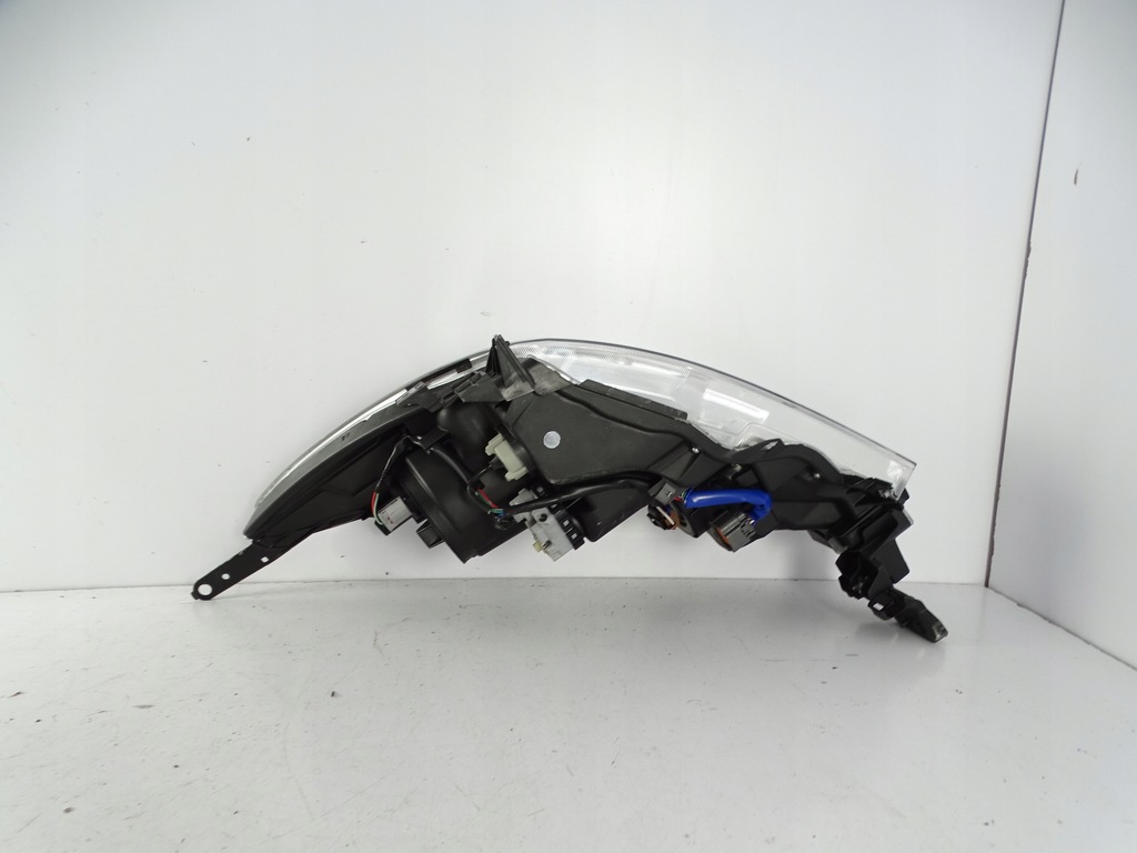 фото №7, Лампа перед правая subaru forester outback full led