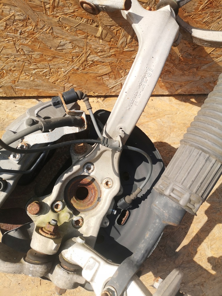 фото №5, A8 d3 амортизационная стойка левый перед поворотный кулак 4e0616039ag