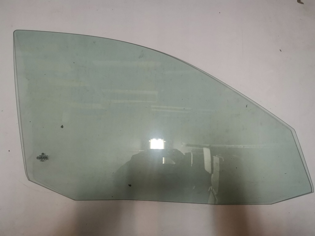 фото №1, Стекло дверь правый перед vw golf bora jetta 1j4845202g