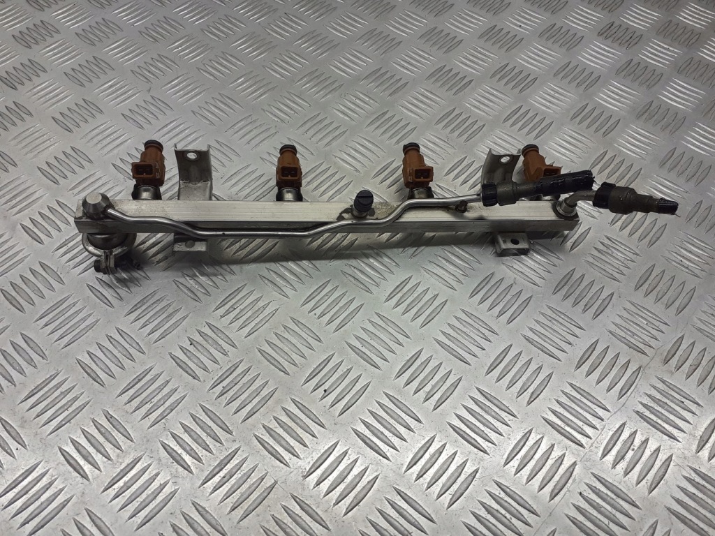 Купить Молдинг впрыскная saab 9-5 2.0 t 0280156023