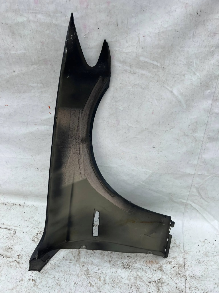 Крыло  левое  bmw f10 f11 5 перед передний 2009 Оригинал