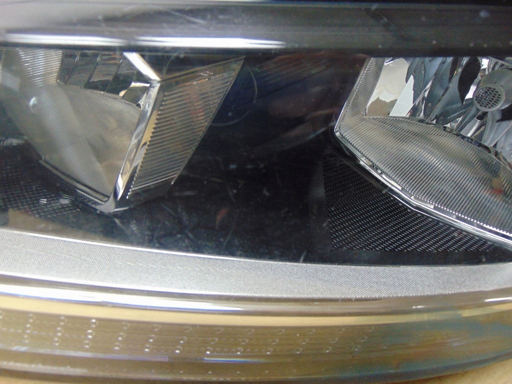 фото №15, Лампа ліва перед vw touran iv 5tb941005a europa