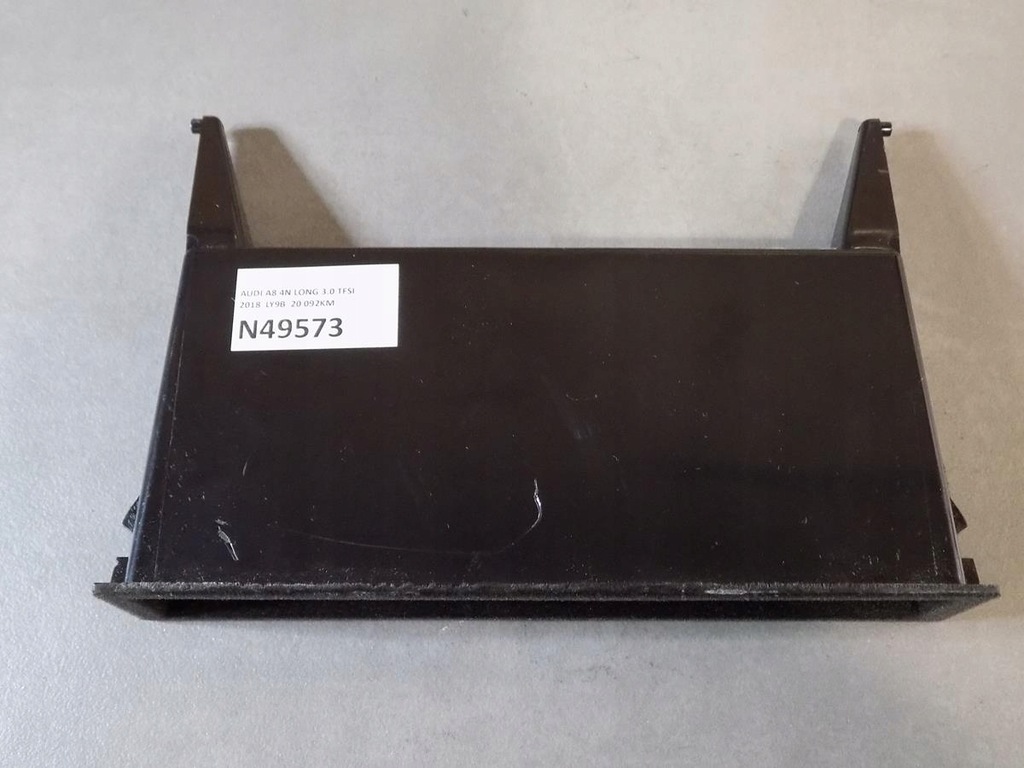 фото №1, Audi a8 4n полиця бардачок 4n0862639