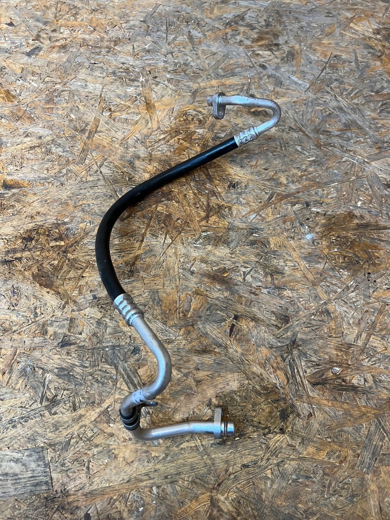 фото №1, Трубка шланг кондиціонера renault megane iv 1.3 tce 924908532r