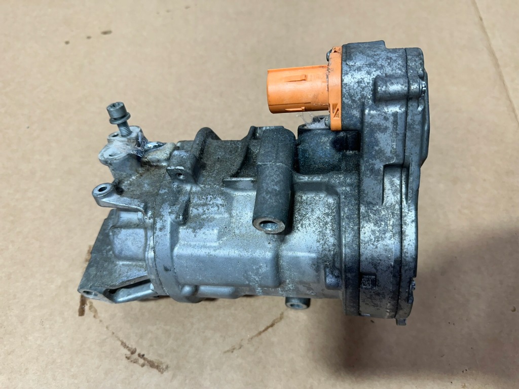 Купити Компресор кондиціонера, кондиціонер, компресор mercedes eqa w243, h243 електрик