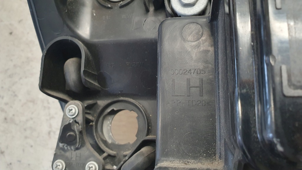 фото №12, Лампа перед левая opel antara 06- повреждённая org europa