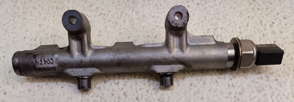 фото №4, Audi a6 s6 c7 4g lift 15-18 3.0 tdi crtd молдинг упорскування 059130089cs