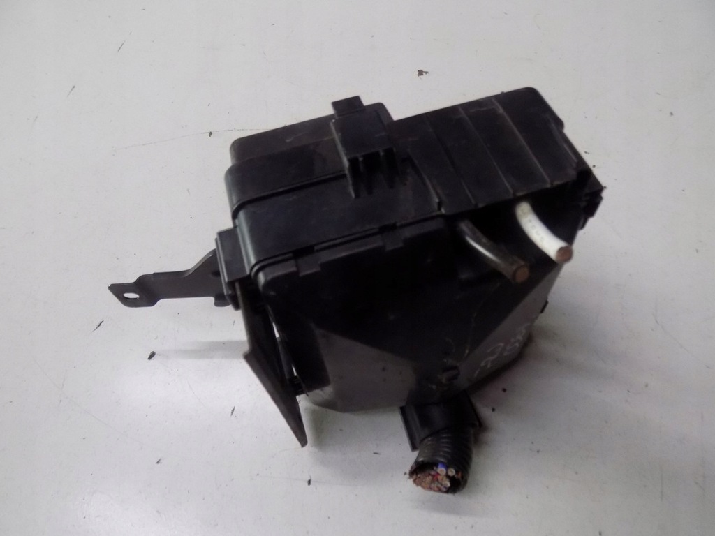 фото №8, Honda fr-v 04-09 1.7 коробка запобіжників