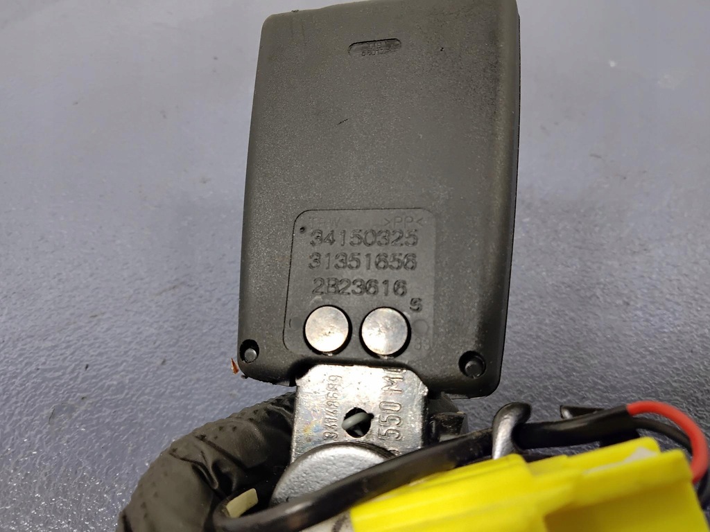 фото №4, Volvo s60 ii v60 кліпса поперечина задня ліва 34150325