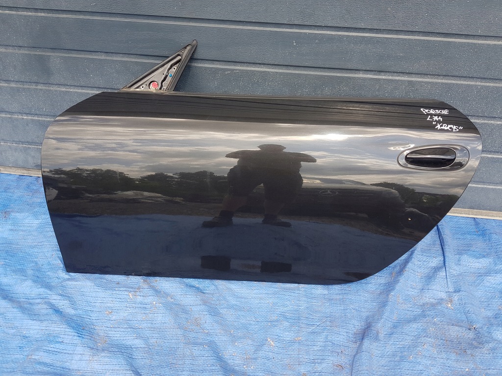 фото №1, Дверь левая porsche boxster 986 744 l744