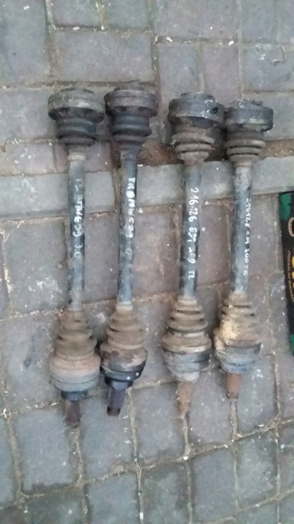 Купити Привідний вал задні bmw 5 e39 дизель оригінальна 1229441 права ліва