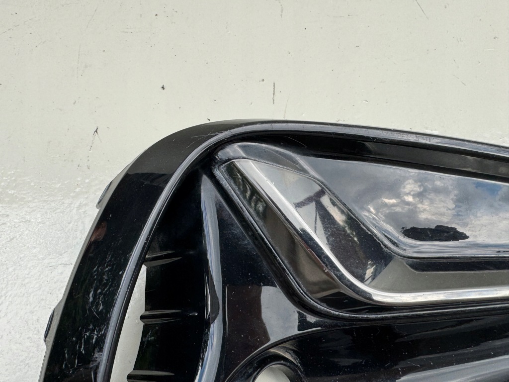 Hyundai i30 3 3 рестайлінг  20r- решітка бампера перед передня права Київ