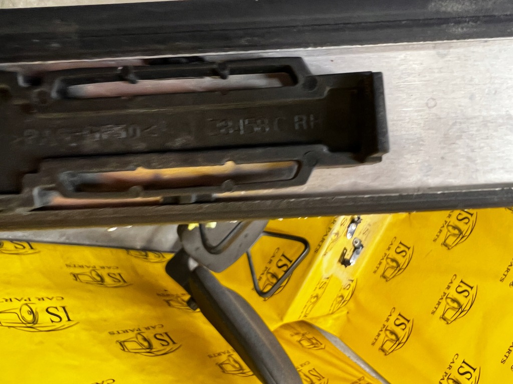 фото №10, Молдинг дахова права ford escape mk4