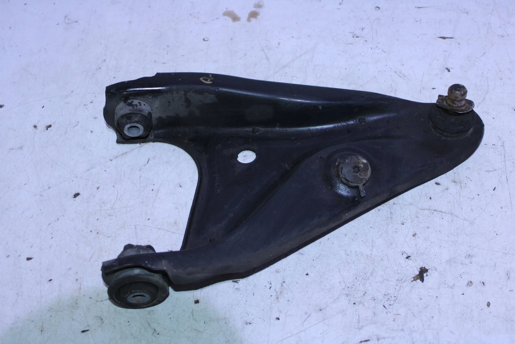 фото №1, Рычаг правый перед передний dacia sandero