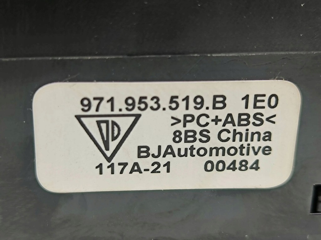 фото №8, Porsche taycan 9j1 2021 перемикач регулювання керма