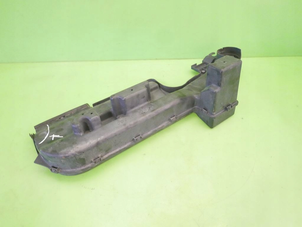 фото №8, Впуск повітря mazda premacy i cp fl 1.8 16v 01-05