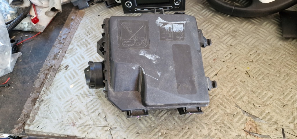 фото №1, Citroen ds4 ii peugeot 308 iii корпус коробка предохранителей bsm