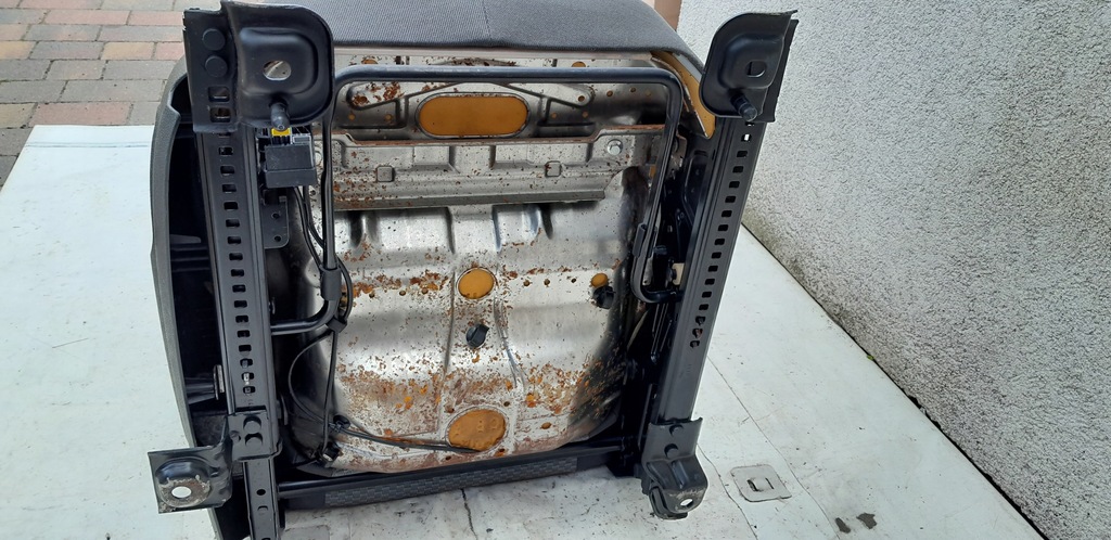 фото №11, Сиденье пассажира правый focus mk2