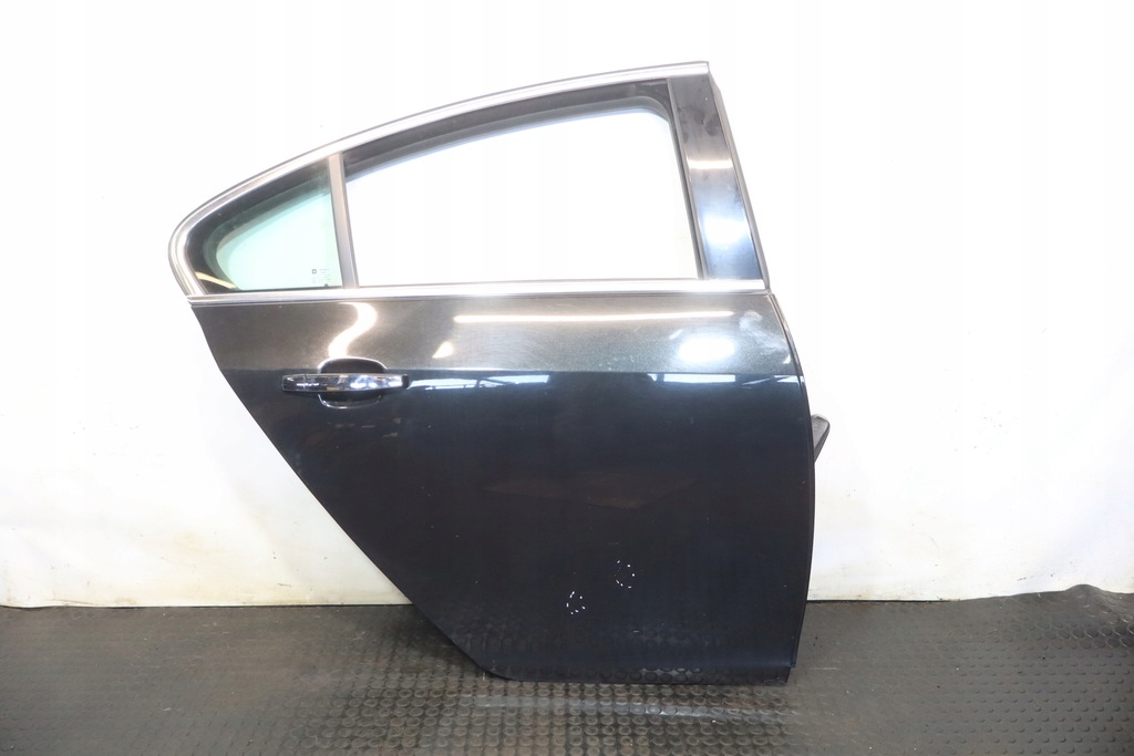 фото №1, Дверь правый задняя opel insignia a z22c хэтчбек