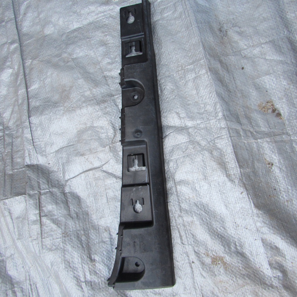 фото №1, Кронштейн накладки порога левая сторона renault zoe