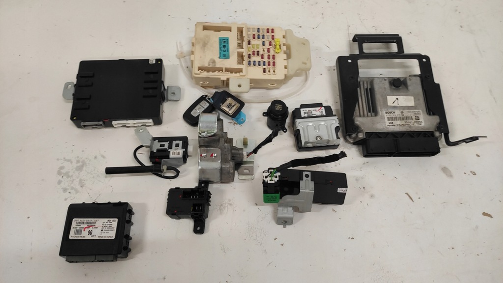 фото №1, Hyundai ix35 2.0 crdi набір стартовий 39101-2f255