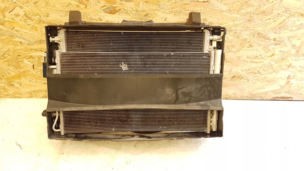 Jaguar e-pace 2,0d pas передний радиатор kpl. в Украине