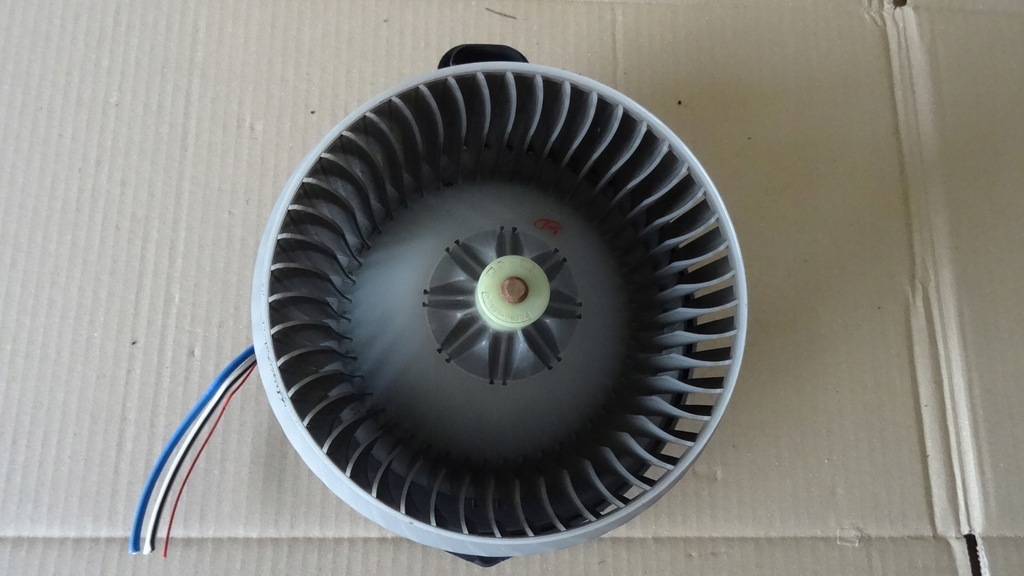 фото №14, Toyota auris i e15 воздуходувка обдув av2727008103