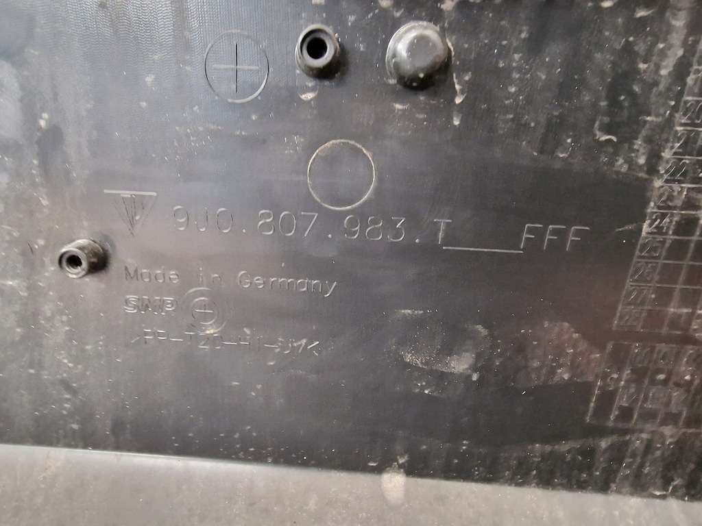 фото №7, Porsche taycan cross turismo бампер задній 9j0807983t