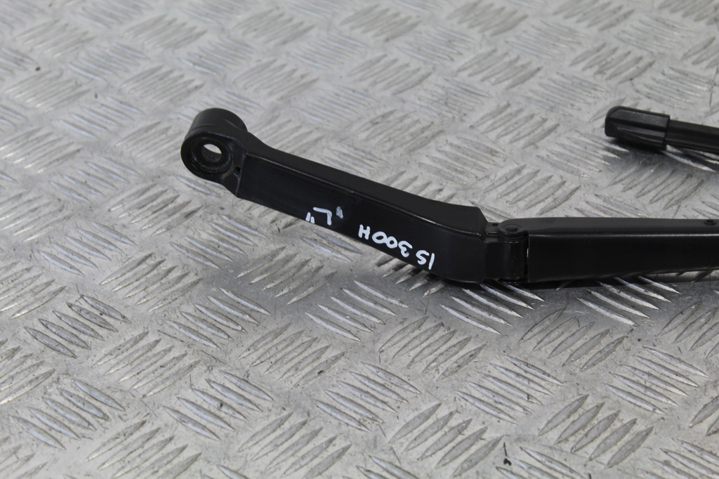 фото №2, Важіль двірники ліва lexus is 300h