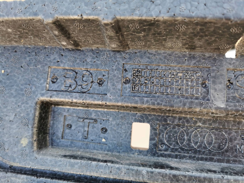 фото №8, Audi a4 b9 8w0 allroad 16- абсорбер бампера передній піна 8w0807550t