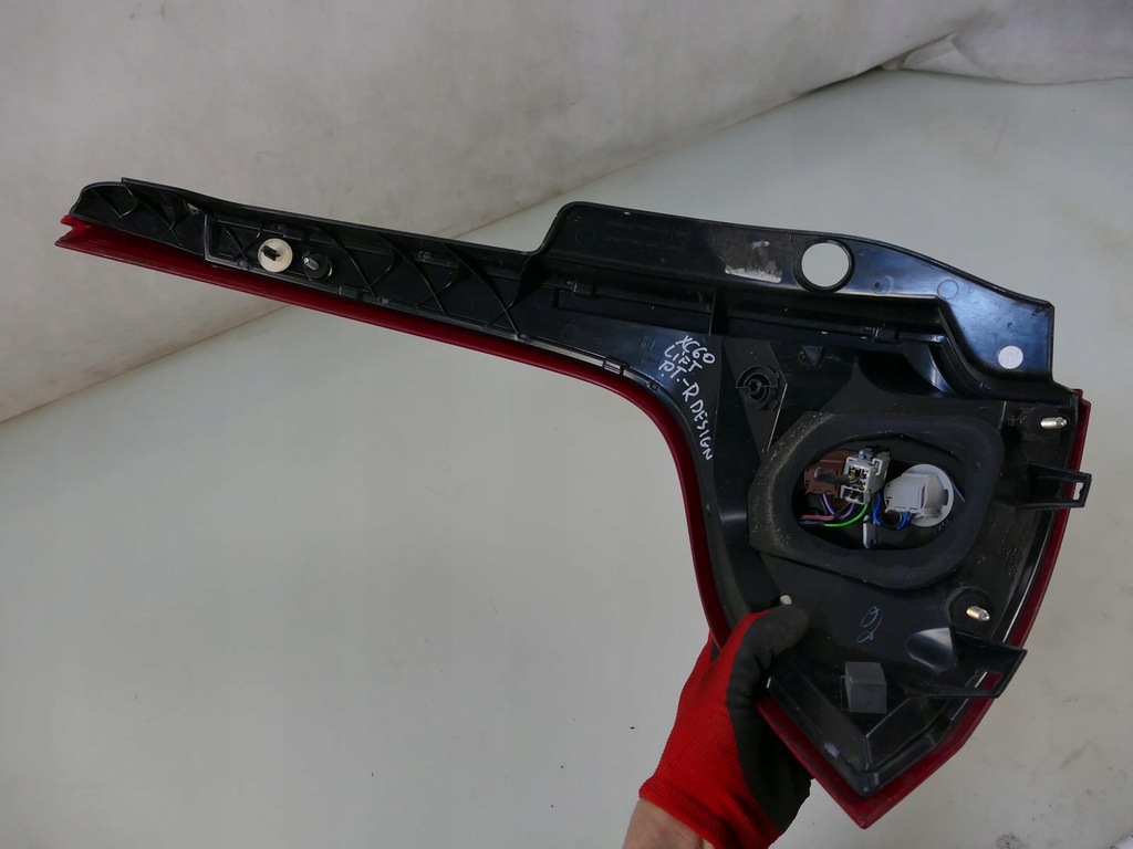 фото №10, Volvo xc60 i lift r-design лампа правый задняя правая задняя