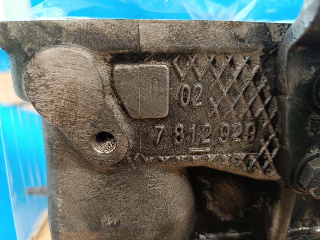 Bmw x5 f15 2014 r xdrive 30 d 190kw головка 1112 7812927 с Разборки