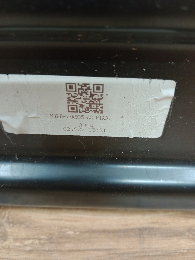 фото №10, Volvo v40 cross country 2012--- молдинг порог левая порог левый